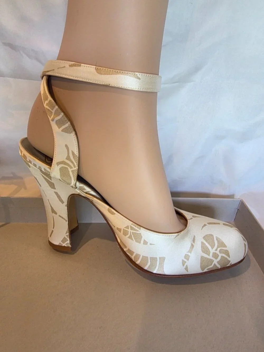 VIVIENNE WESTWOOD IVORY & GOLD PRINT PLATFORM ANKLE STRAP HEELS